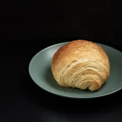 Croissant de mantequilla