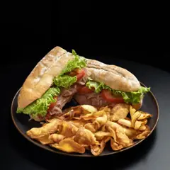 Sandwich jamón salami